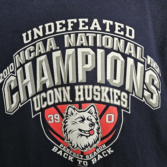 UConn Huskies NCAA Champion Tee, Large - Picture 3 of 5